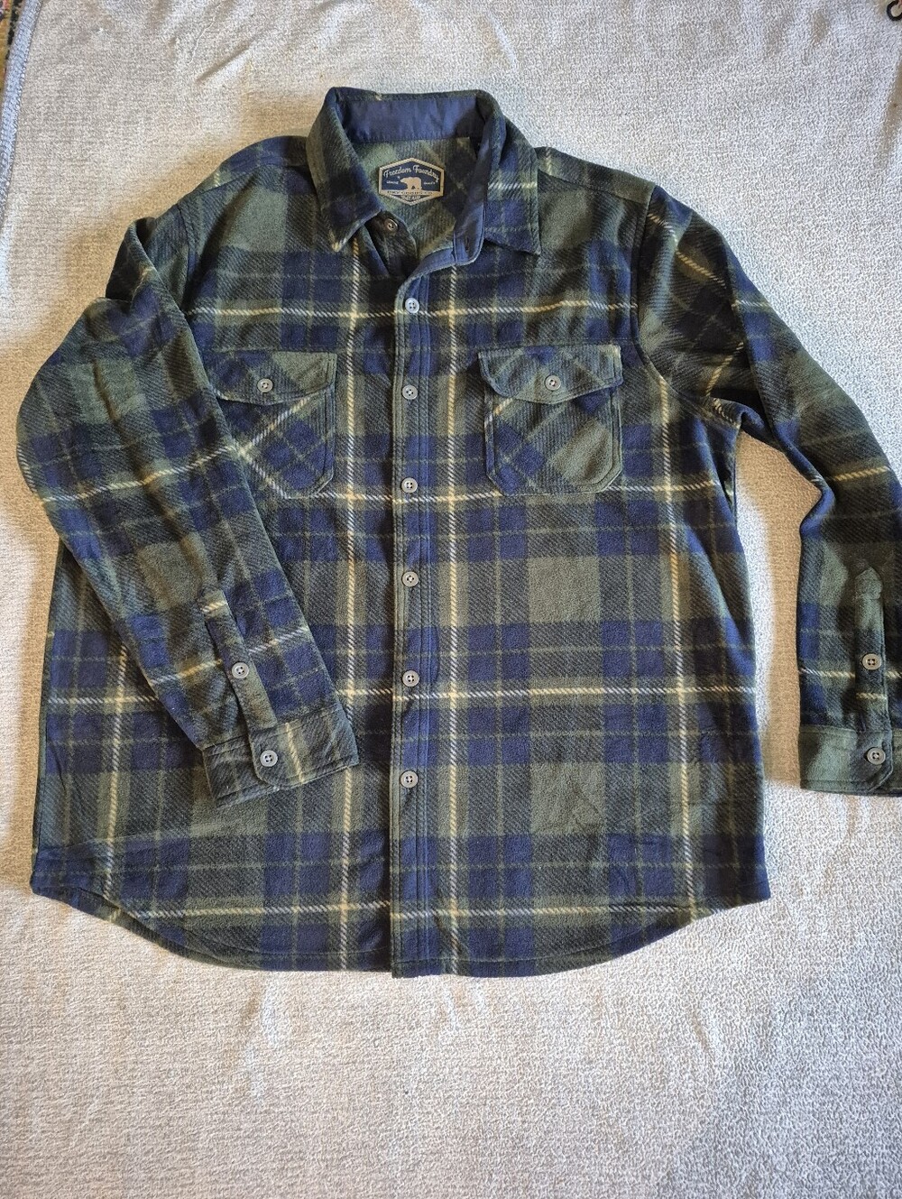Freedom Foundry flannel Shacket Green Blue Plaid XL Pockets Cozy Casual Outdoors